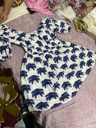 Vestido corto estampado palmeras