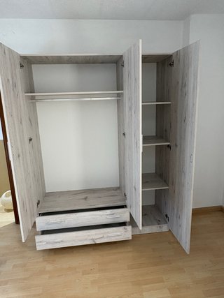 Armario de Madera Gris y blnco y Roble