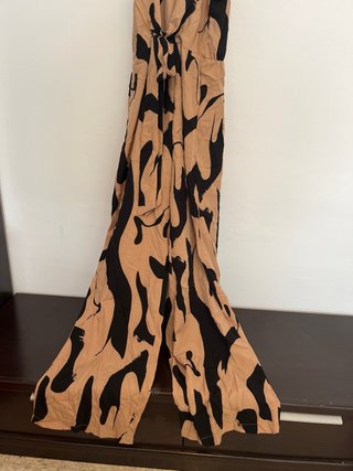 Mono largo estampado beige y negro