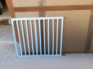 Puerta de seguridad para escaleras