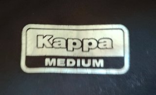 Sudadera Kappa negra, blanca y fucsia