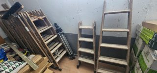 Lote de 14 escaleras de obra