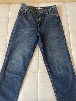 Pantalón vaquero Zara azul