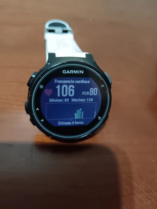 Reloj Garmin Forerunner 735XT Negro/Blanco