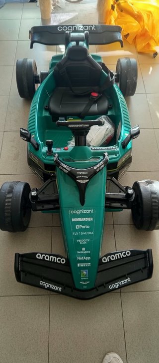 Coche eléctrico Aston Martin F1