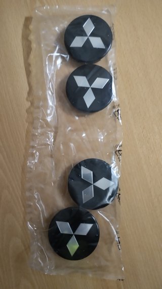 Tapacubos Llanta Mitsubishi (4 unidades)