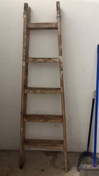 Escalera de Madera de 1,60m
