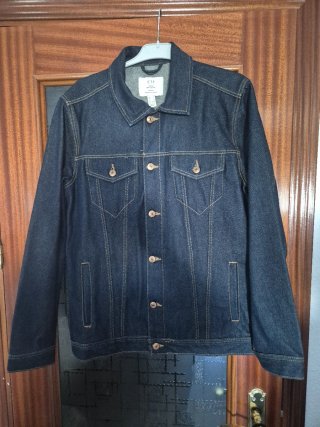 Cazadora vaquera CTF azul marca cortefiel