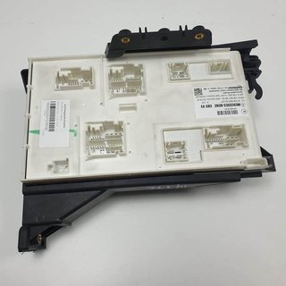 CAJA RELES / FUSIBLES INFINITI INFINITI Q30 2015-0