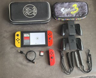 Consola Nintendo Switch V2 3 Joycons FIFA y más