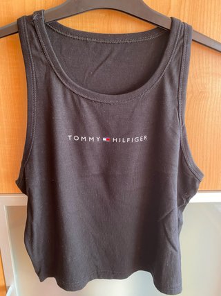 Camiseta sin mangas Tommy Hilfiger negra