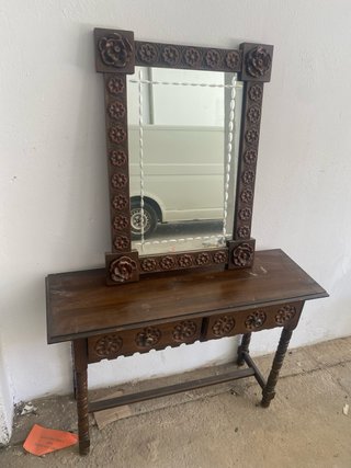 Conjunto Vintage de Espejo y Cómoda