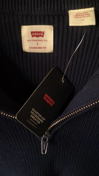 Jersey Levi's colección 2026 Talla L con etiquetas