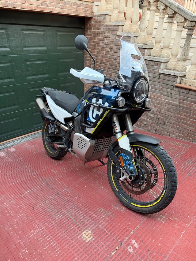 Husqvarna Norden 901 Expedition