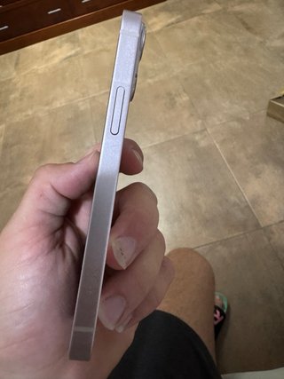 iPhone 13 mini (no enciende)