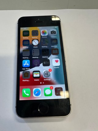 iPhone SE Apple