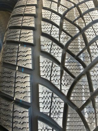 Goodyear UltraGrip Performance SUV