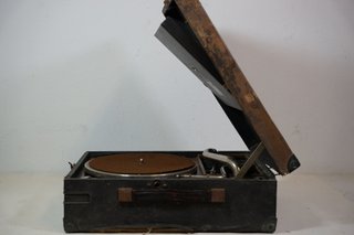 Gramófono Antiguo La Voz de su Amo