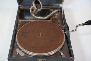 Gramófono Antiguo La Voz de su Amo