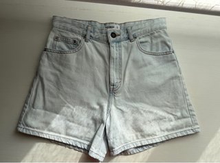Short vaquero Pull&Bear azul claro