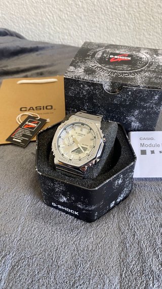 Casio G-Shock GD-2100 Blanco Nuevo Caja