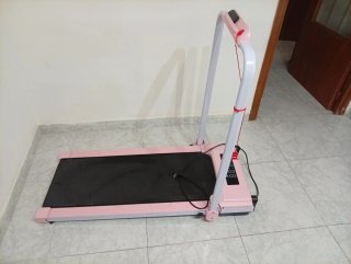 Cinta de correr plegable rosa comprada en Amazon