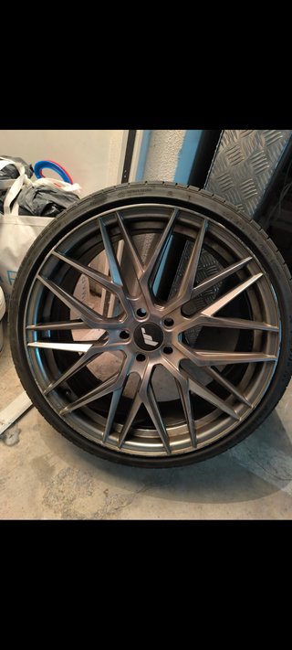 Llantas Japan Racing J28 20