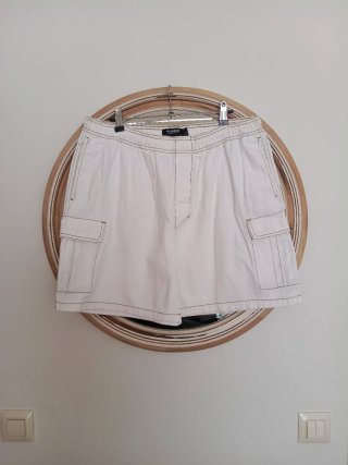 Pantalón corto cargo blanco Pull&Bear