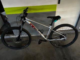 Bicicleta Marin con 1 uso