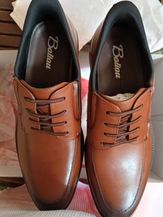 Zapatos de vestir Boliou marrones