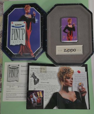 Accendino Zippo Pinup Girls, COTY 1996 NUOVO