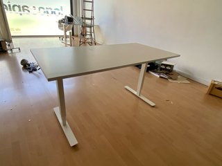 Mesa IKEA regulable 160x80 cm