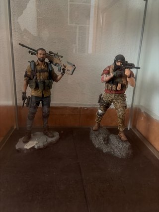 2 Figure da Collezione Videogiochi