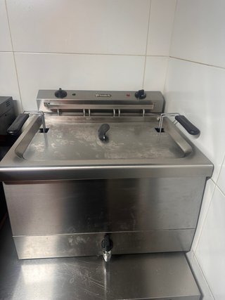 Freidora Profesional Amitek 18 Litros