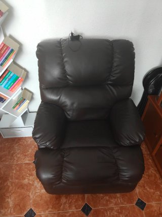 Sillón de masajes reclinable marrón