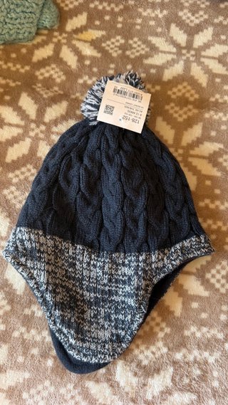 Gorro de punto con orejeras para niño