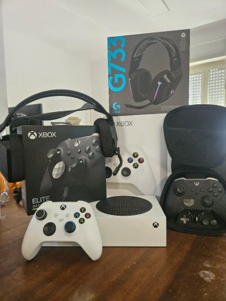 Xbox Series S + Controller Elite + Cuffie Logitech