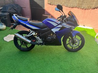 Moto Honda CBR 125