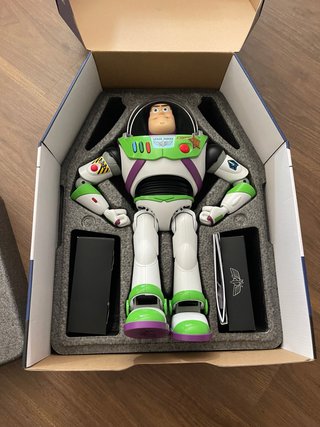 Robosen Buzz Lightyear Space Ranger