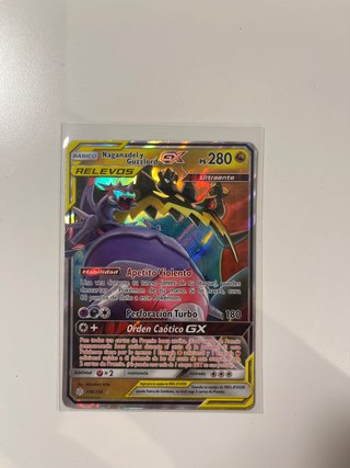 Pokemon Naganadel y Guzzlord GX 158/236