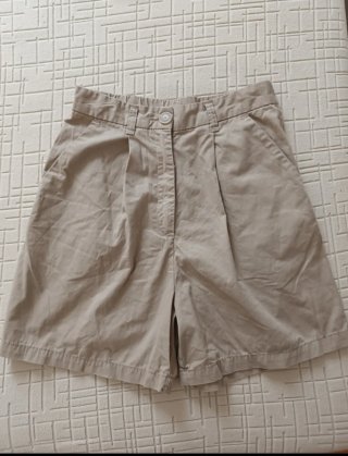 Pantalón corto beige Mujer