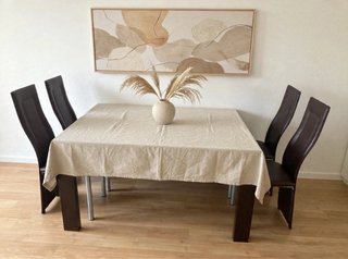 Conjunto de mesa y 4 sillas de comedor