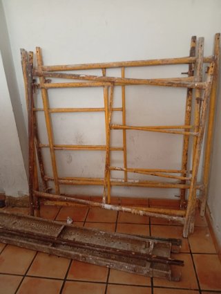 Andamio de obra completo