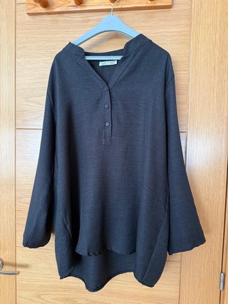 Camisa negra