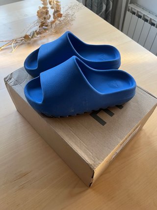 Chanclas Yeezy Slide Azules