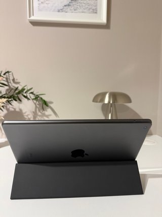 iPad 9ª Gen Grigio Siderale + Smart Keyboard