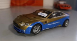 Coche Scalextric Aston Martin