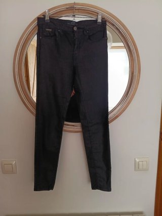 Pantalón Slim Encerado Stradivarius Negro