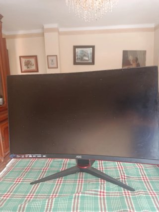 Monitor Gaming AOC Curvo