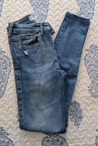 Lote 3 Pantalones Vaqueros Bershka y Stradivarius.